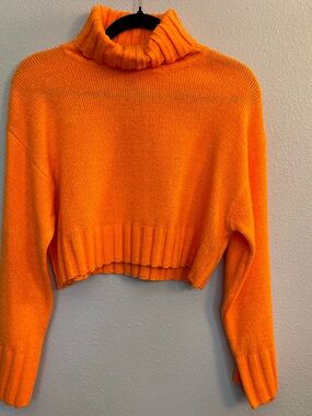 H&M Divided Bright Orange Cropped Turtleneck Sweater Medium